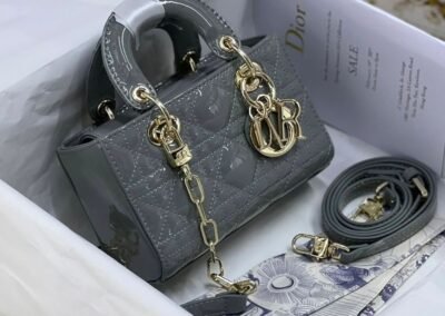 f8ad926b eaac 4445 913b f3dcfba6aa5a