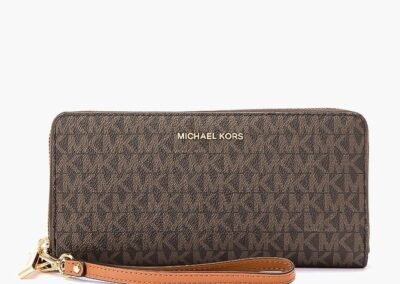 محفظة ماركة مايكل كورس