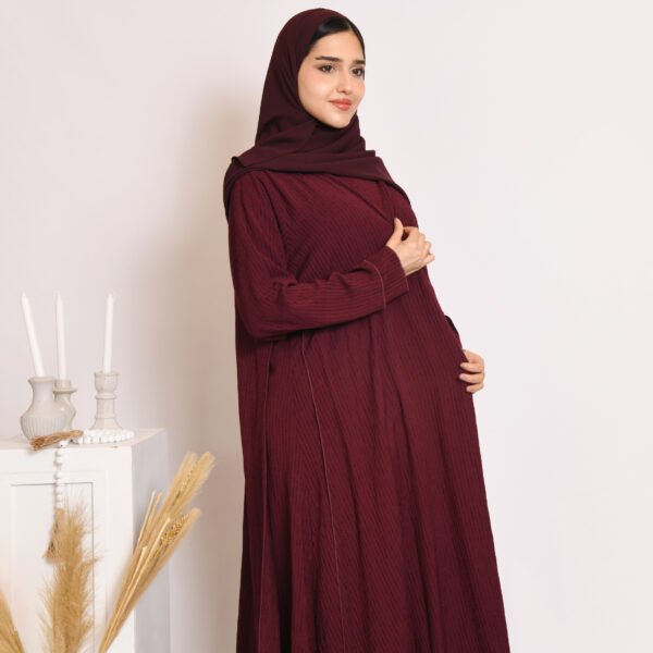 عباية لف ربع كلوش باللون العنابي