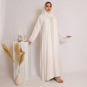 عباية لف ربع كلوش باللون الابيض